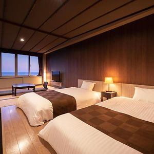 Japanese-Style Room